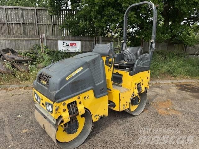 Bomag BW 80 AD-5 Porinių būgnų volai