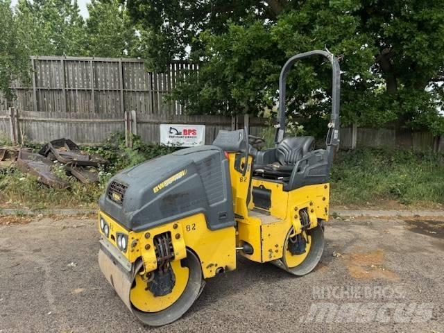 Bomag BW 80 AD-5 Porinių būgnų volai