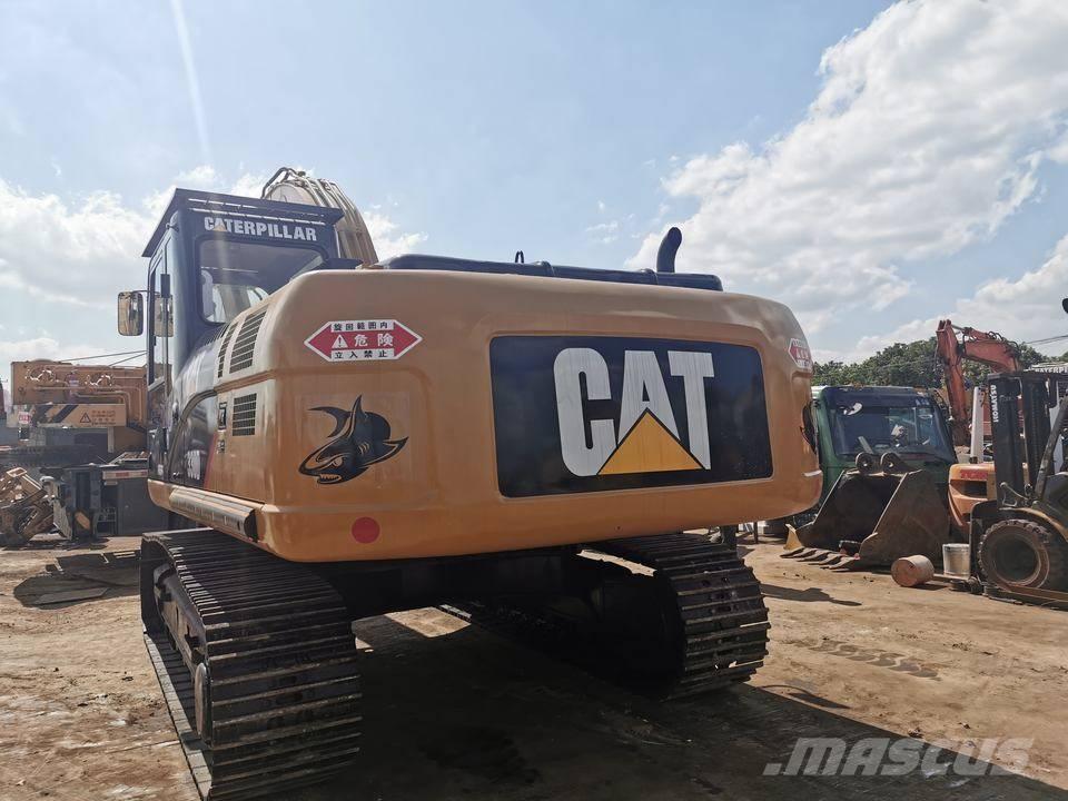 CAT 330 D L Vikšriniai ekskavatoriai