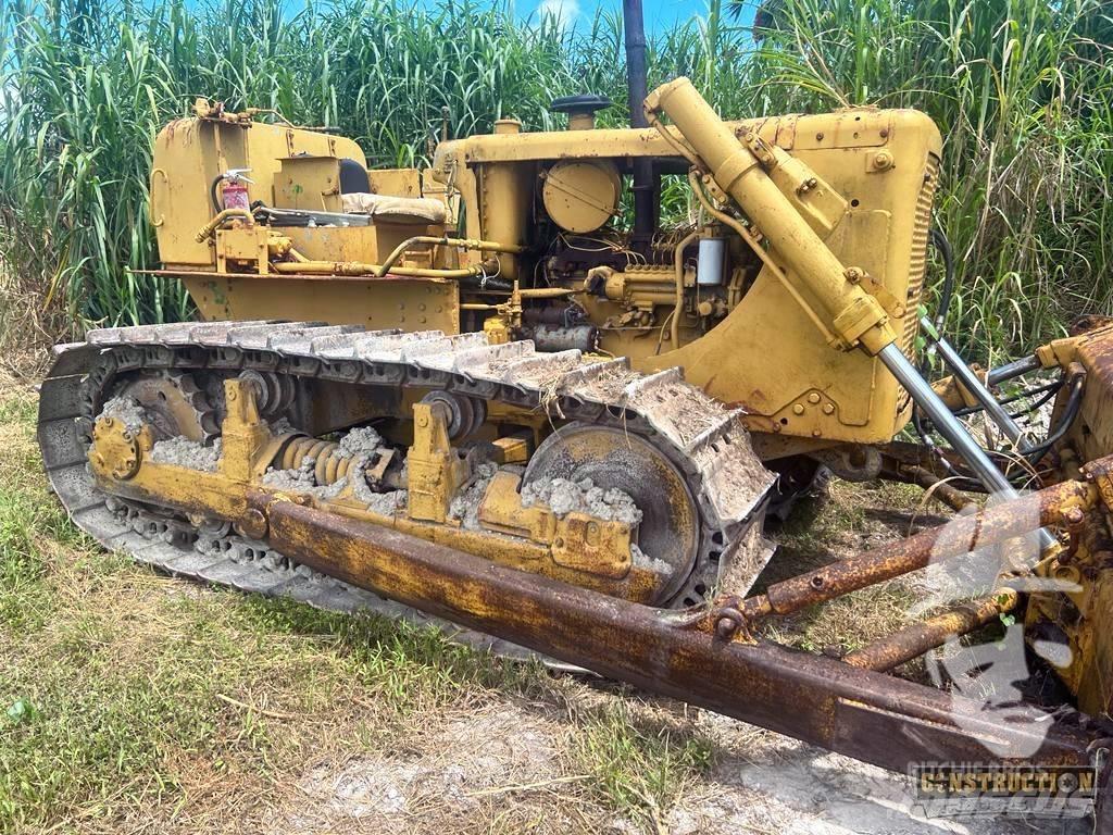 CAT D 6 C Vikšriniai buldozeriai