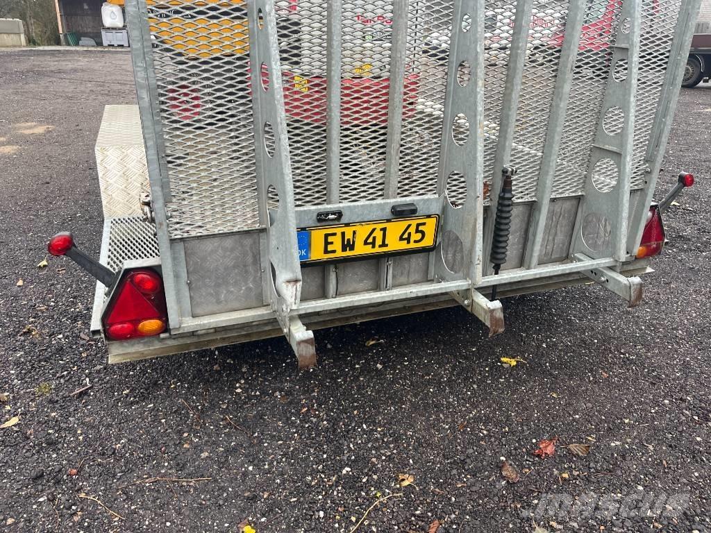 Takeuchi TB 210 R Mini ekskavatoriai < 7 t