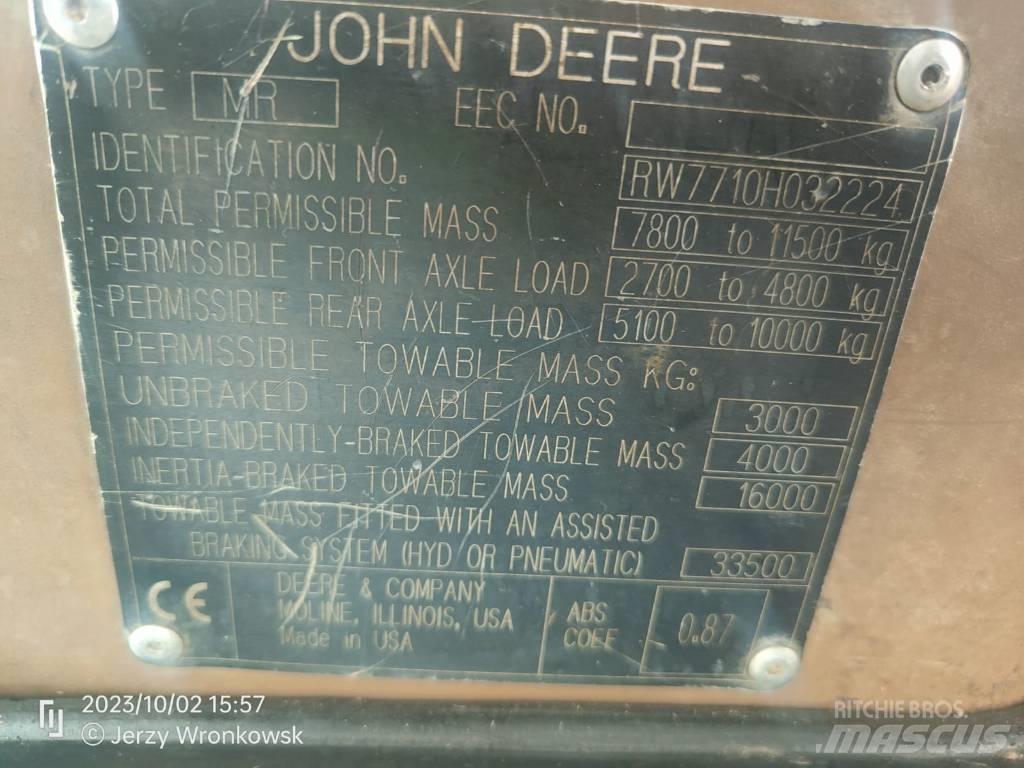 John Deere 7710 Traktoriai