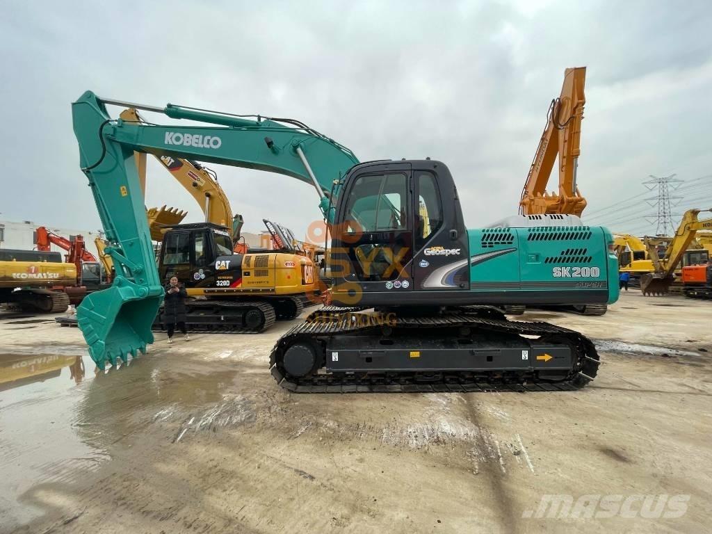 Kobelco SK 200-8 Vikšriniai ekskavatoriai