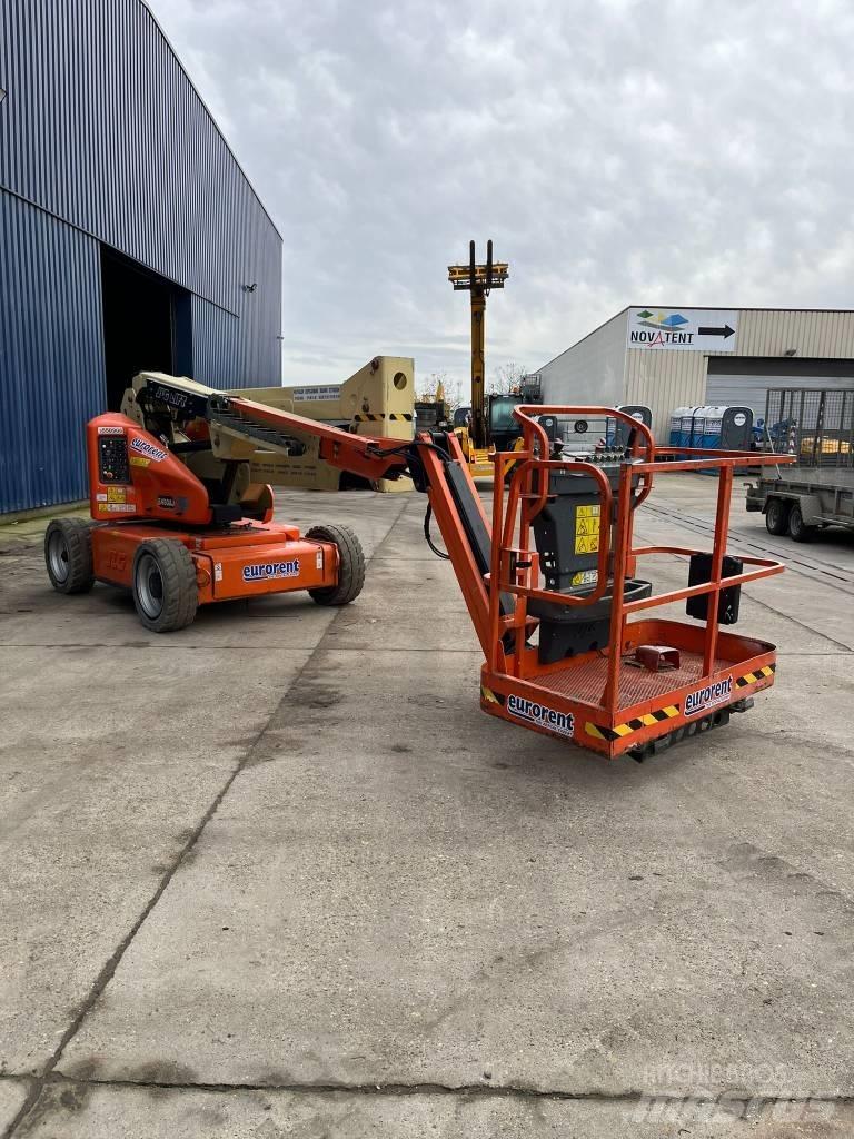 JLG E 450 AJ Alkūniniai keltuvai