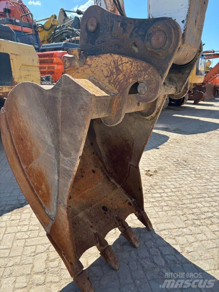 Hitachi ZX 190 W-3 Ratiniai ekskavatoriai