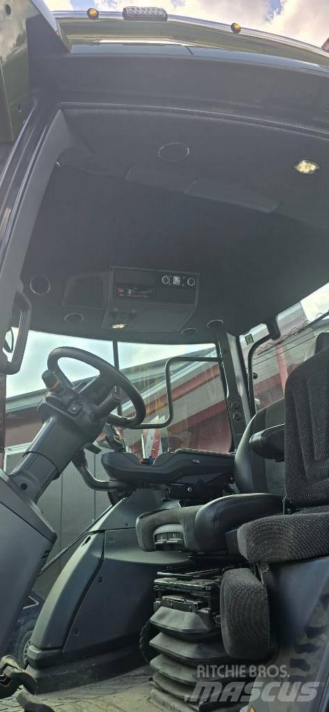 Valtra Q 285 Traktoriai