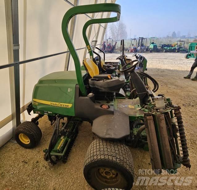 John Deere 7700 Savaeigės žoliapjovės
