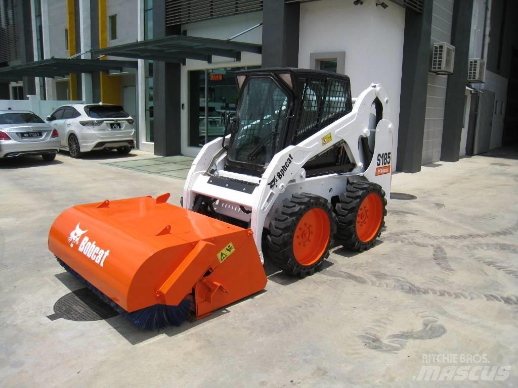 Bobcat S 185 Krautuvai su šoniniu pasukimu
