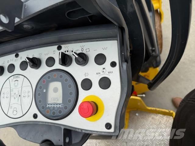 Bomag BW 100 AD M-5 Porinių būgnų volai