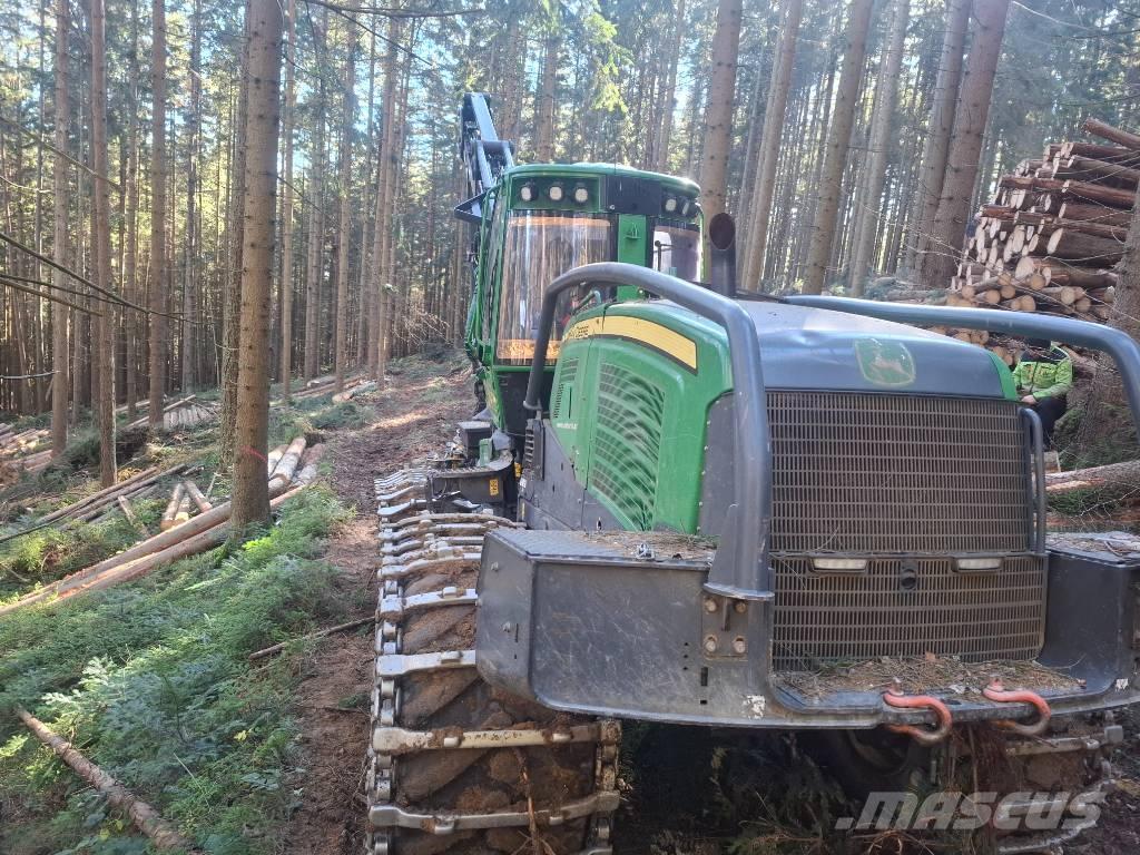 John Deere 1170G Miško technika (Harvesteriai)