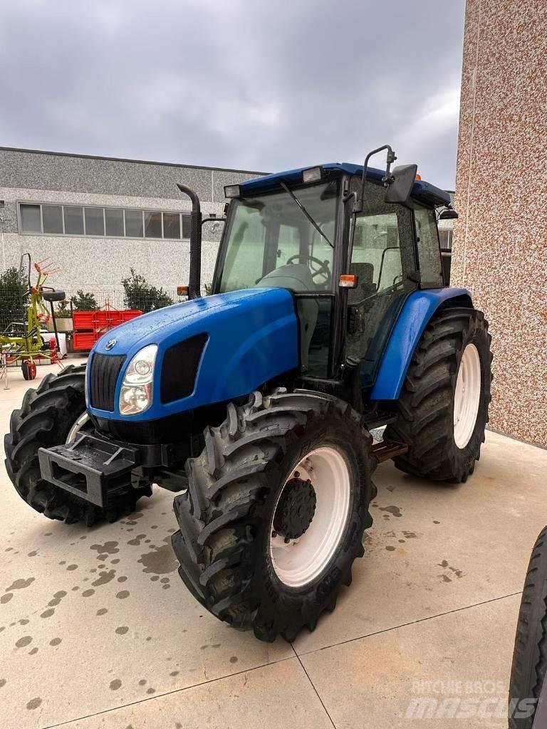 New Holland TL 100 Traktoriai