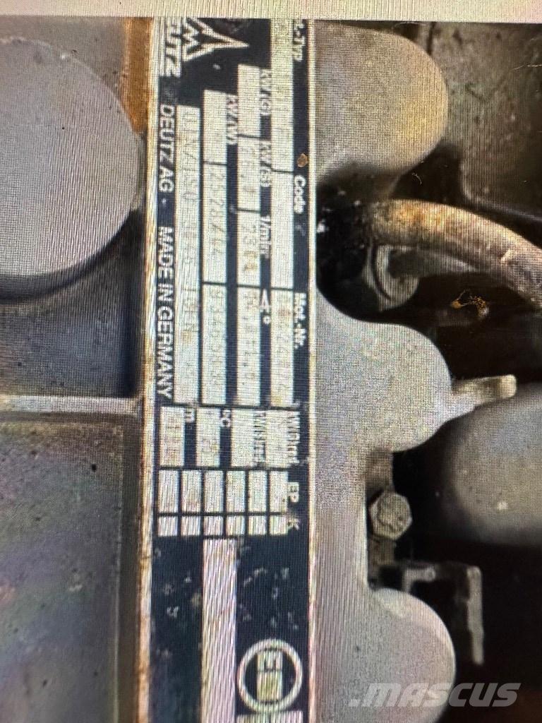 Deutz F3-1011 Statyba - Kita