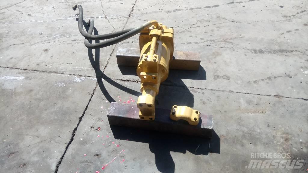 CAT D 5 Hidraulikos įrenginiai