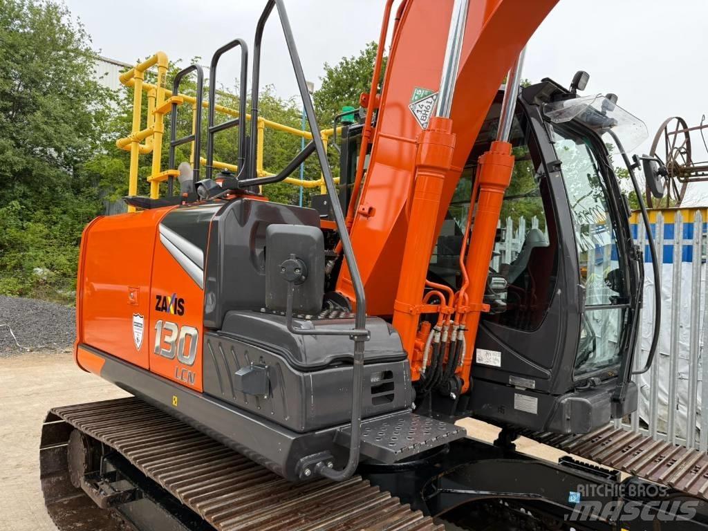 Hitachi ZX130-7 Vikšriniai ekskavatoriai