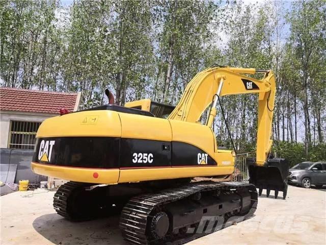 CAT 325C Vikšriniai ekskavatoriai