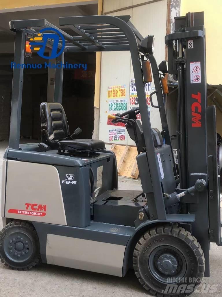 TCM FB15 Dyzeliniai krautuvai