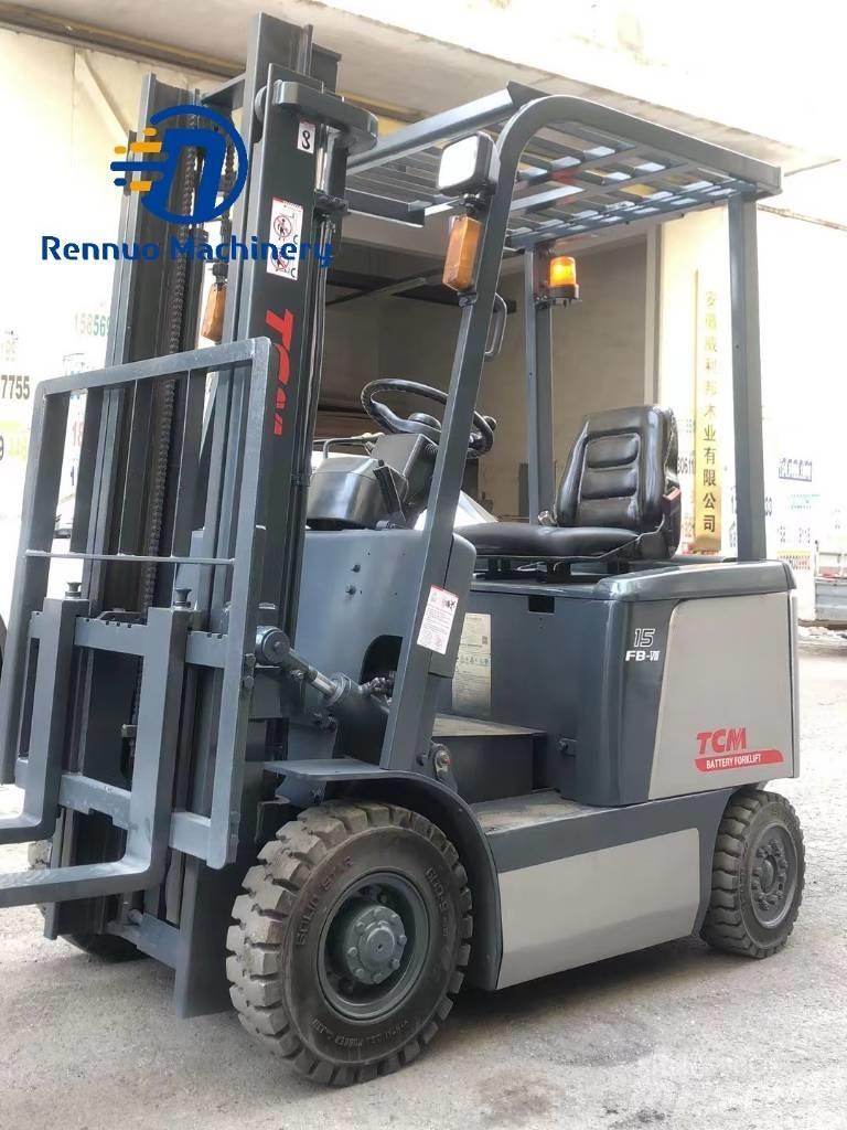 TCM FB15 Dyzeliniai krautuvai
