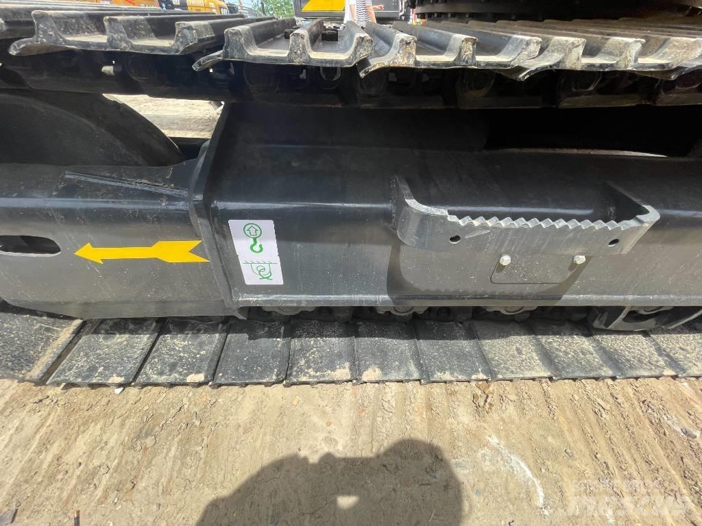 Komatsu PC 130 Vikšriniai ekskavatoriai