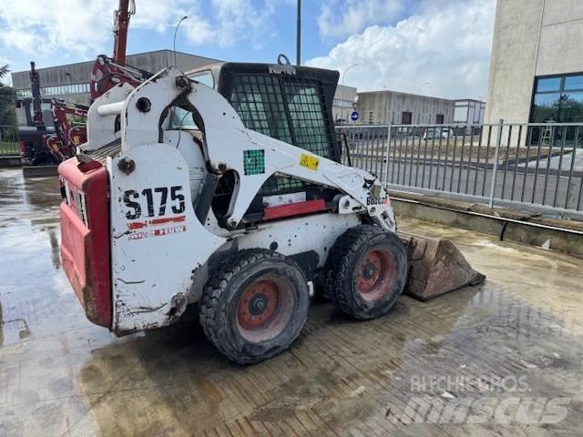 Bobcat S 175 Krautuvai su šoniniu pasukimu
