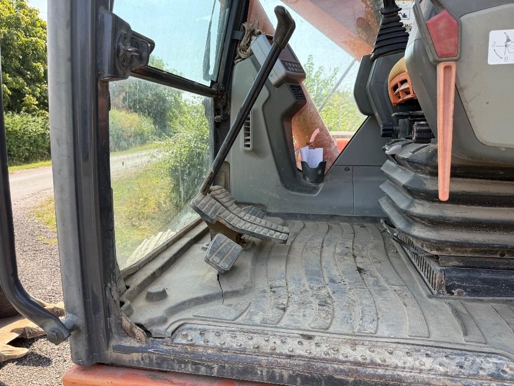 Doosan DX 225 LC Vikšriniai ekskavatoriai
