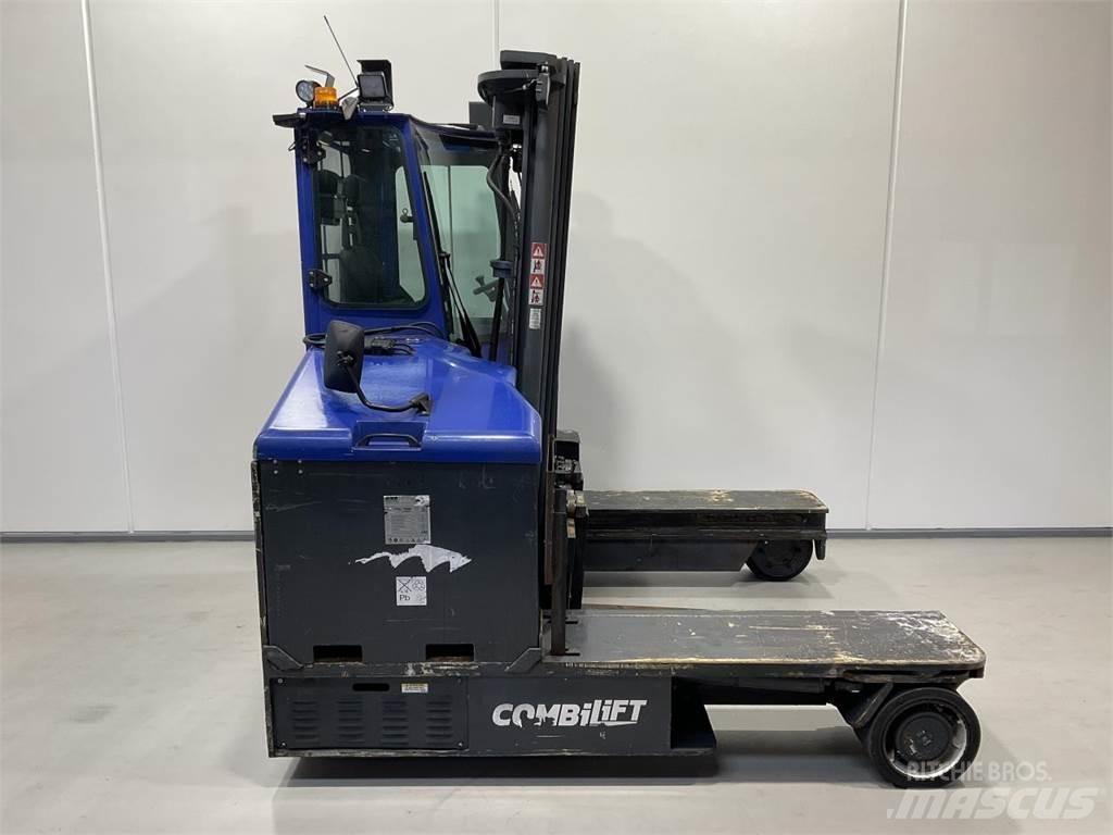Combilift C5000ET Šakiniai krautuvai su privažiavimu iš visų keturių pusių