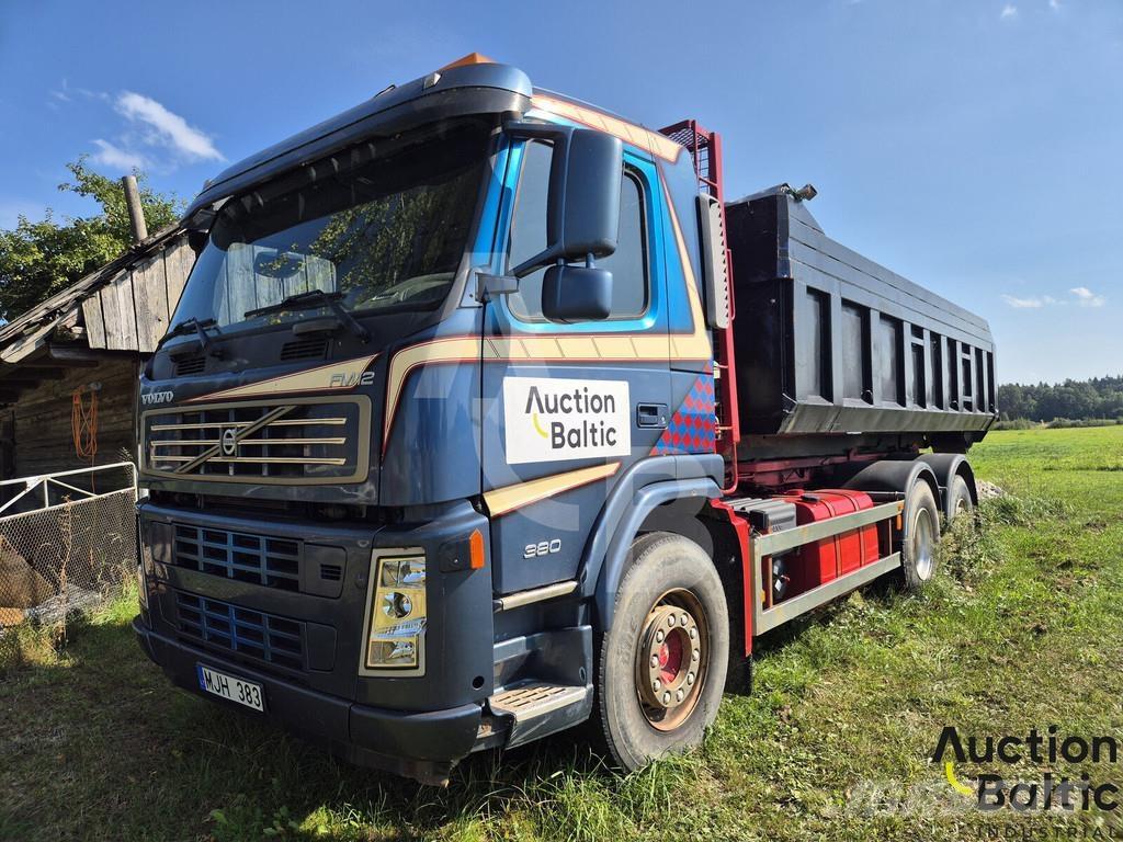 Volvo FM12 Savivarčių priekabų vilkikai