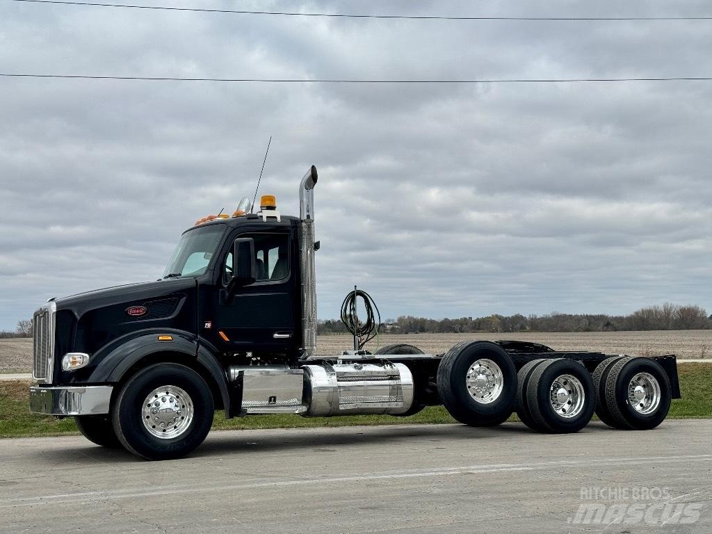 Peterbilt 567 Naudoti vilkikai