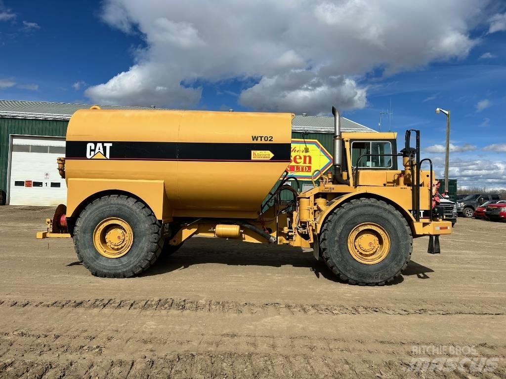 CAT 25D Vandens sunkvežimiai