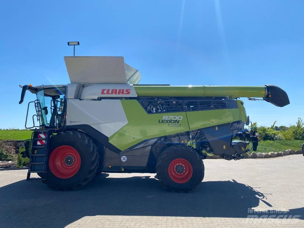 CLAAS Lexion 8700 Derliaus nuėmimo kombainai