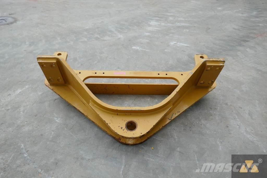 CAT 140M3 Drawbar Kiti naudoti statybos komponentai