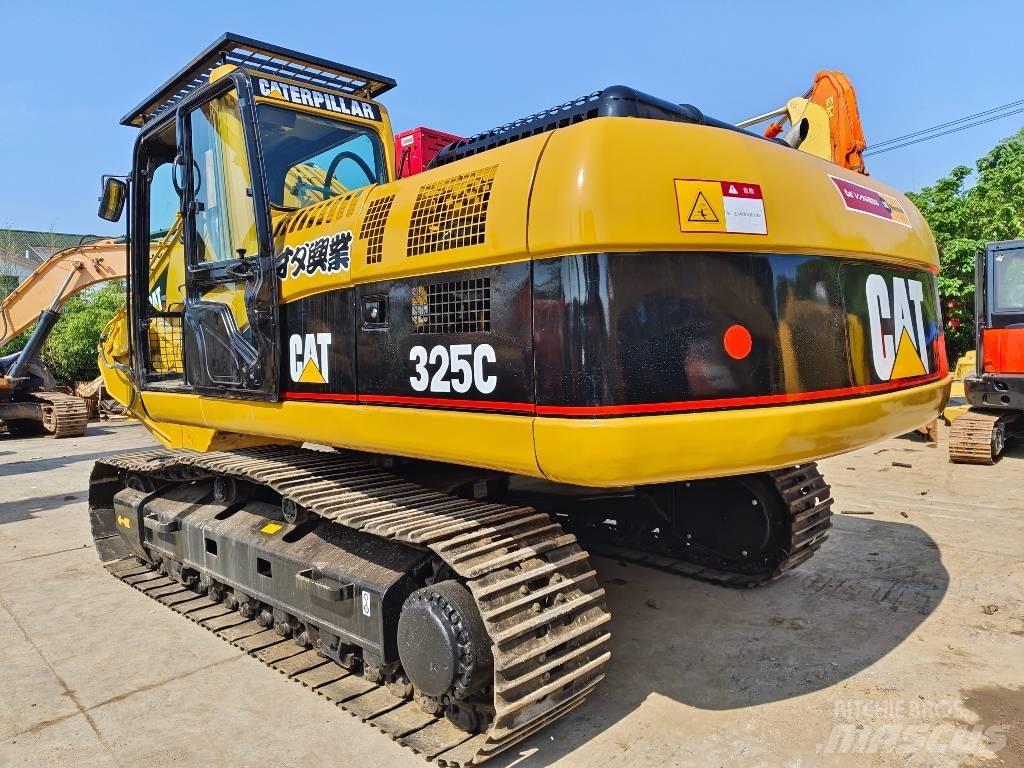 CAT 325 C Vikšriniai ekskavatoriai