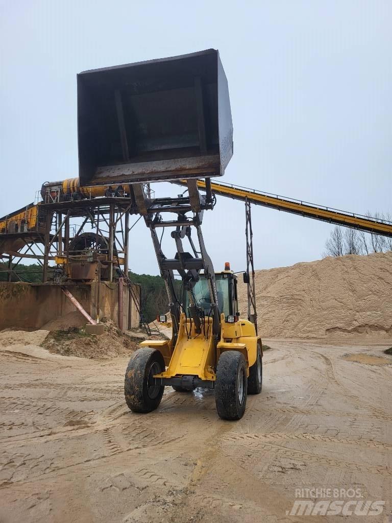 Volvo L 40 B Mini krautuvai