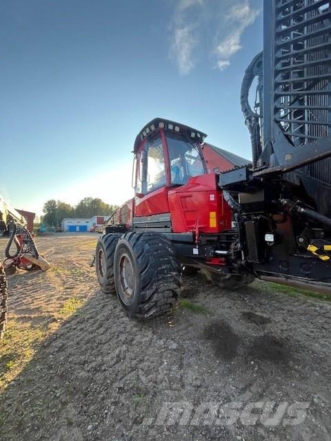 Komatsu XF895-2 Naudoti miškovežiai (Forvarderiai)