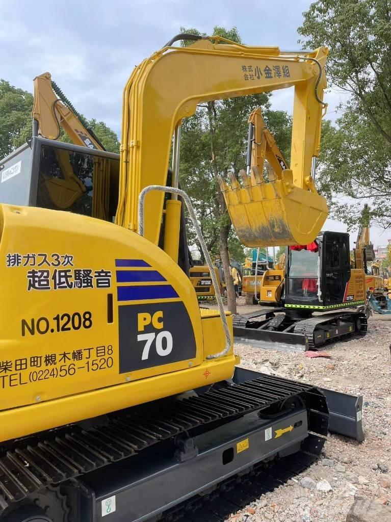 Komatsu 70-8 Vikšriniai ekskavatoriai