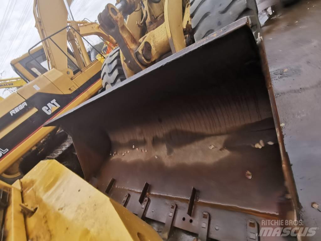 CAT 966F Naudoti ratiniai krautuvai