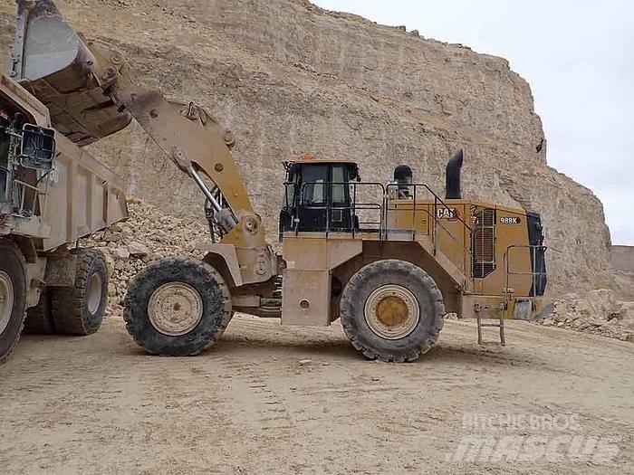 CAT 988K Naudoti ratiniai krautuvai