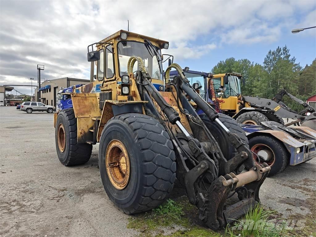 Volvo BM 4500 Naudoti ratiniai krautuvai