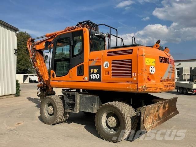 Komatsu PW 180-10 Ratiniai ekskavatoriai