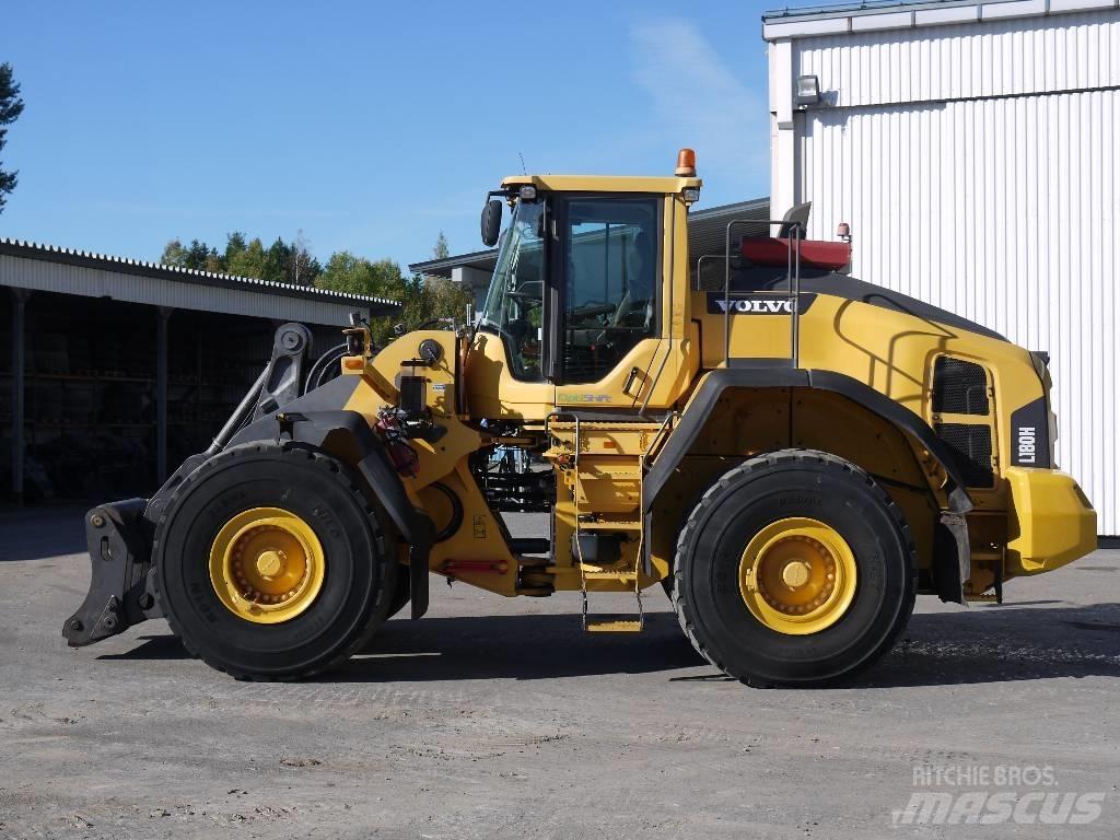 Volvo L 180 H Naudoti ratiniai krautuvai