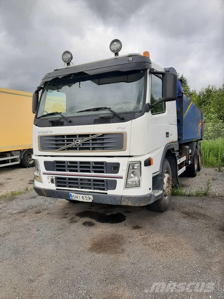 Volvo FM 13 Savivarčių priekabų vilkikai