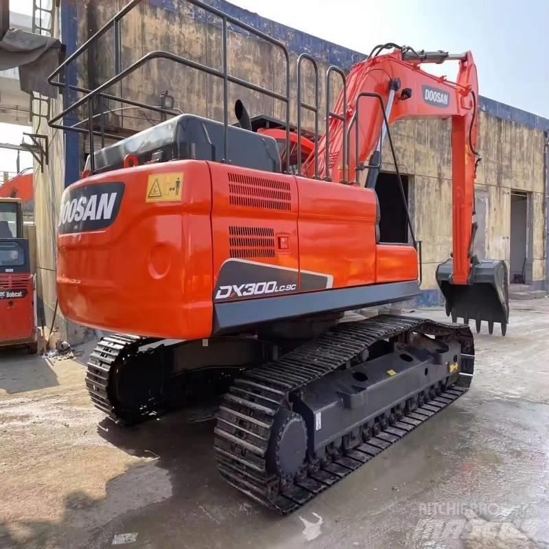 Doosan DX 300 LC-9C Vikšriniai ekskavatoriai