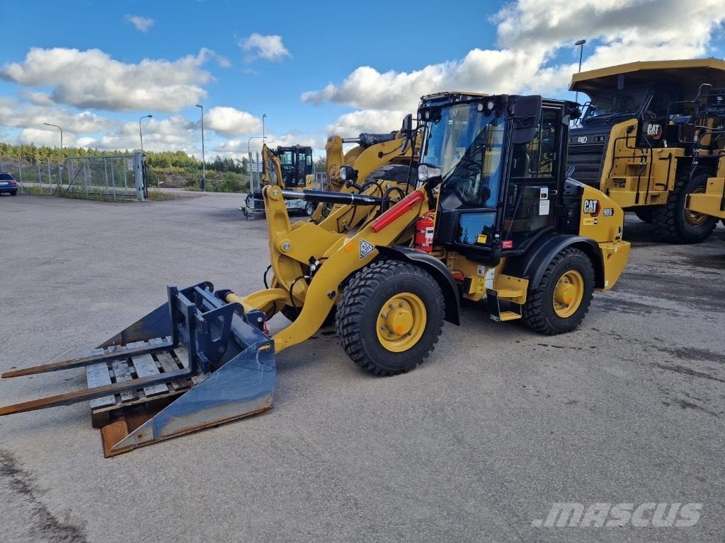 CAT 906 Naudoti ratiniai krautuvai