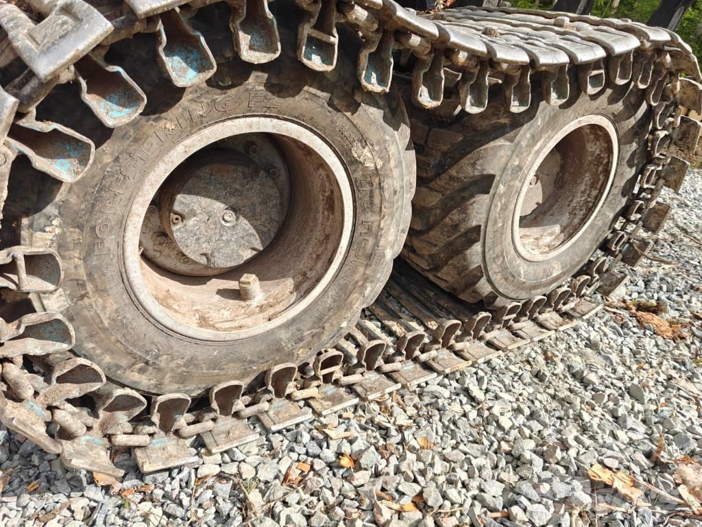 Komatsu 855 Naudoti miškovežiai (Forvarderiai)