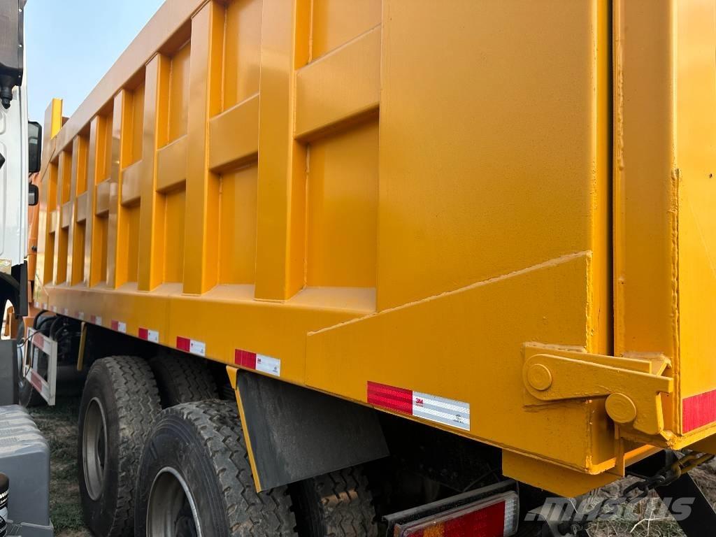 Shacman F3000 6*4 Savivarčių priekabų vilkikai