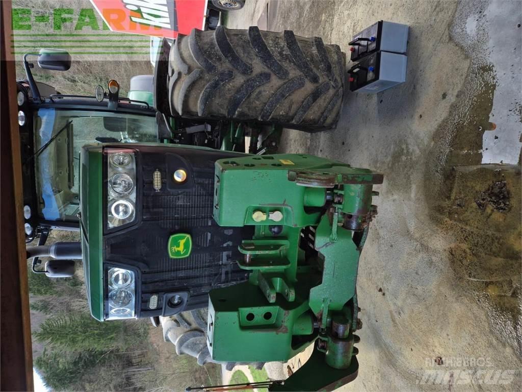 John Deere 8245 R Traktoriai