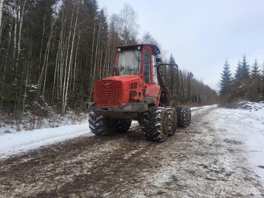 Komatsu 835 Naudoti miškovežiai (Forvarderiai)