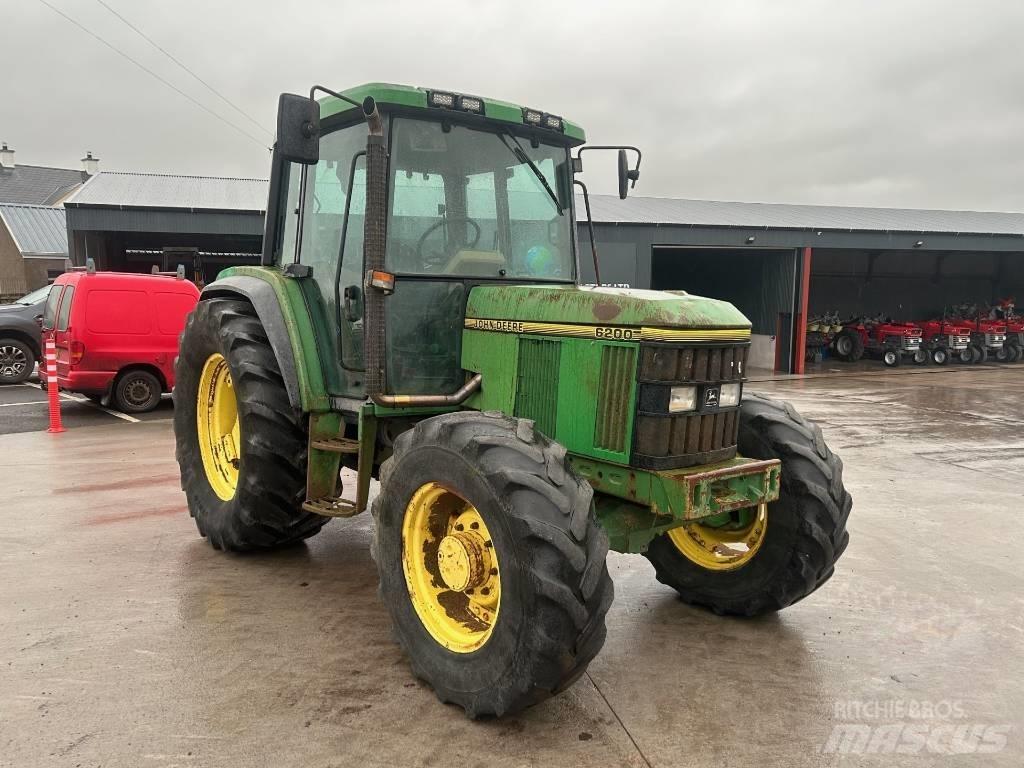 John Deere 6200 Traktoriai