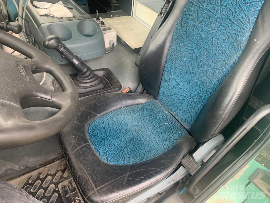 DAF CF480 Sunkvežimiai su dengtu kėbulu
