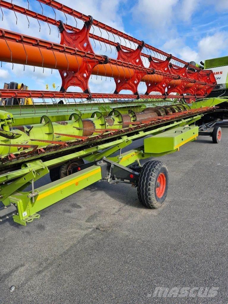 CLAAS Lexion 670 Derliaus nuėmimo kombainai