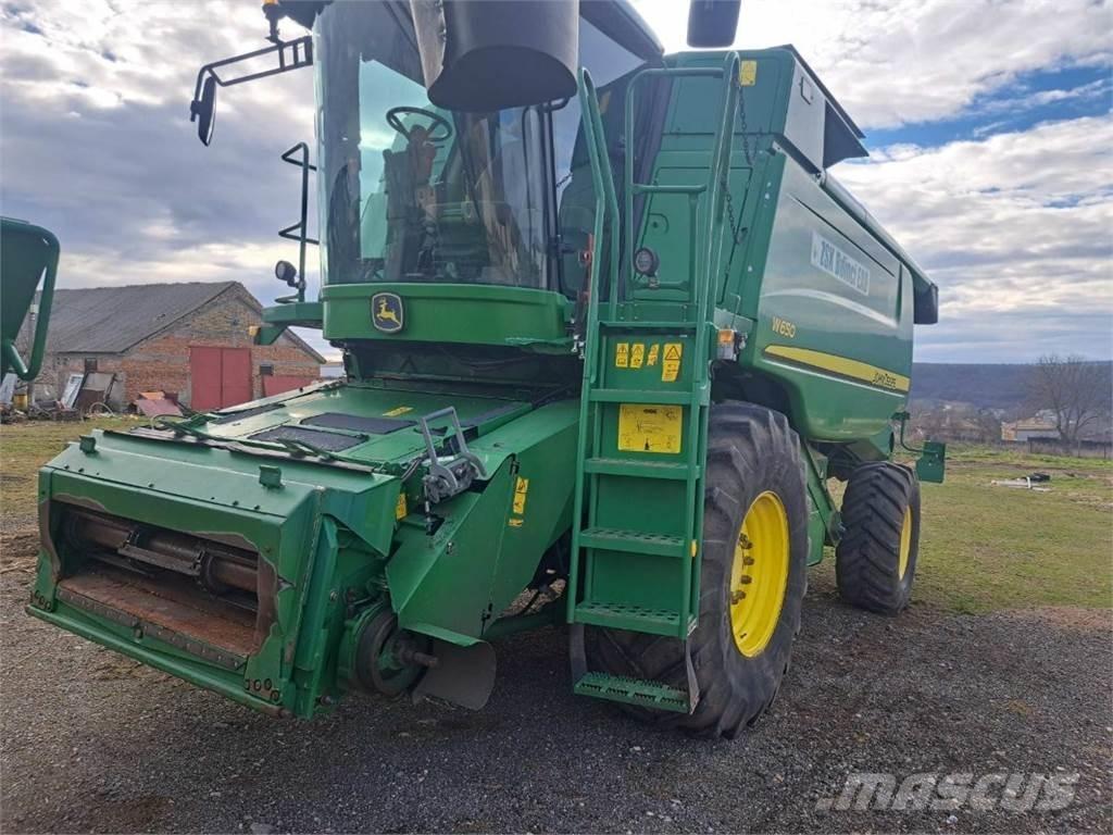 John Deere W650 Derliaus nuėmimo kombainai